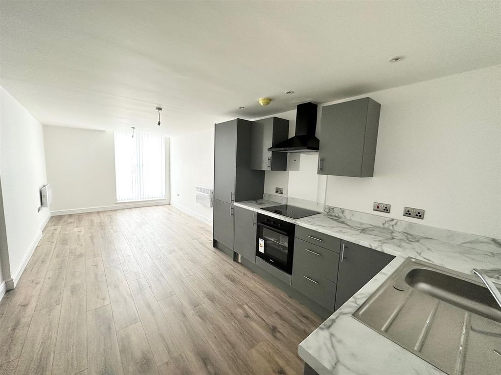 Property photo 1 of 7 Open Plan Lounge Kitchen