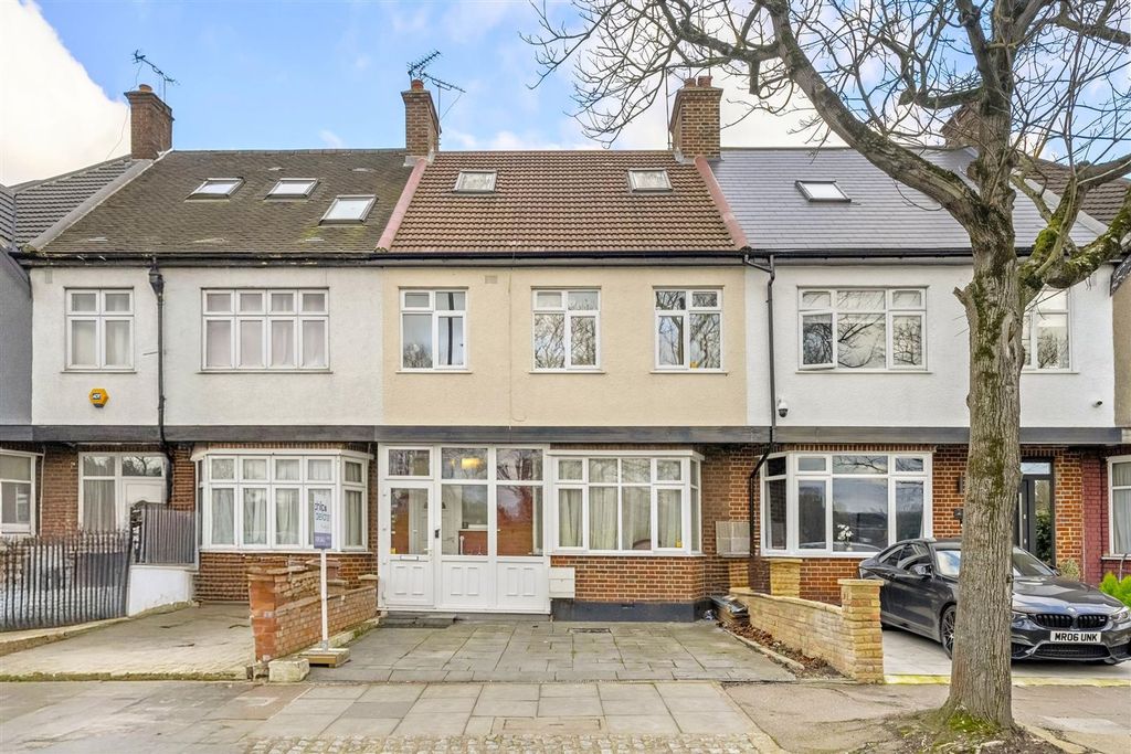 Property photo 1 of 19