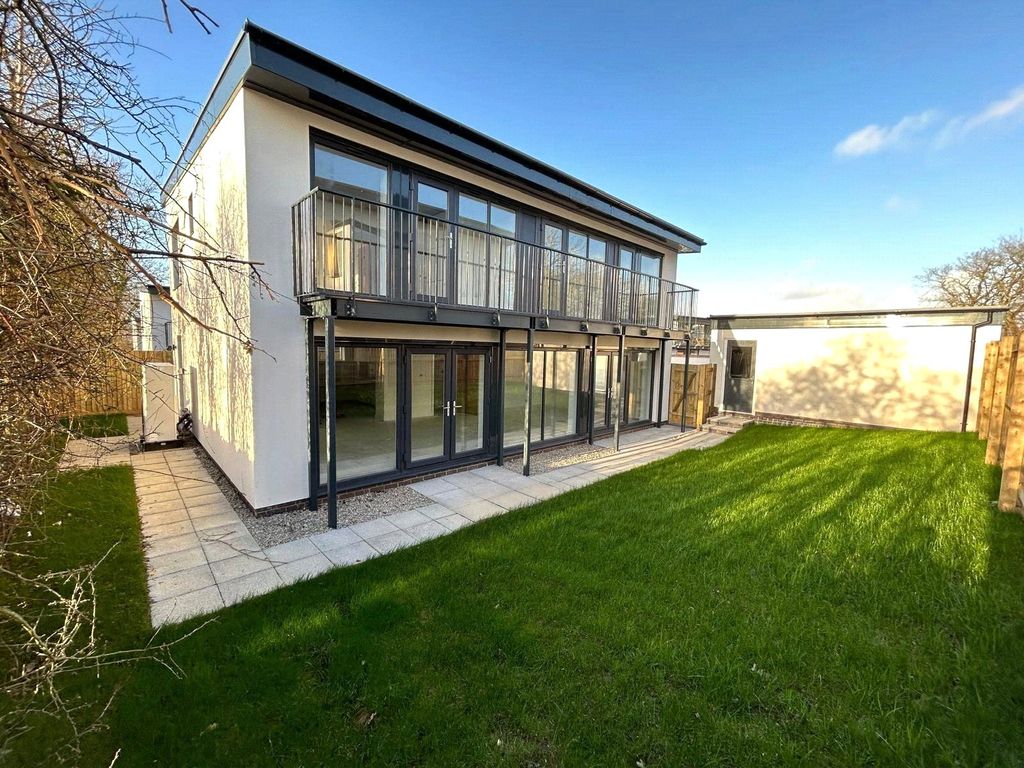 Property photo 2 of 13 Picture No. 42