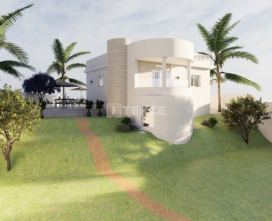 Property photo 2 of 11