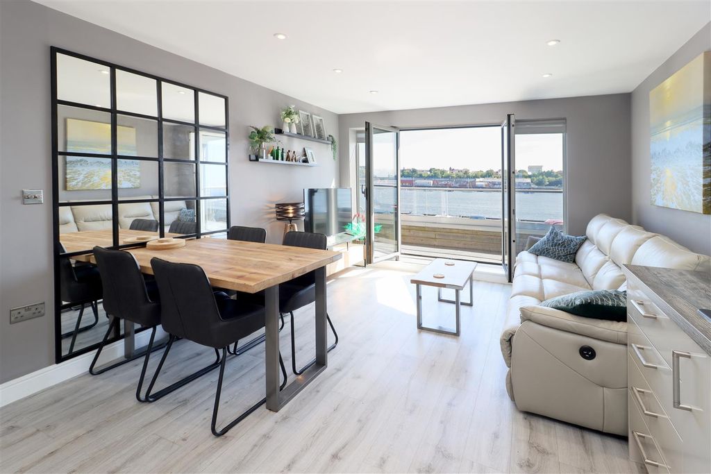 Property photo 2 of 8 Open Plan Living
