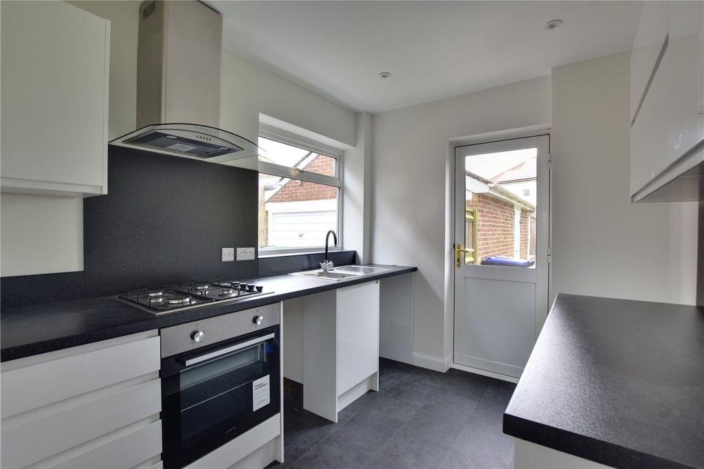 Property photo 3 of 14 Picture No. 05