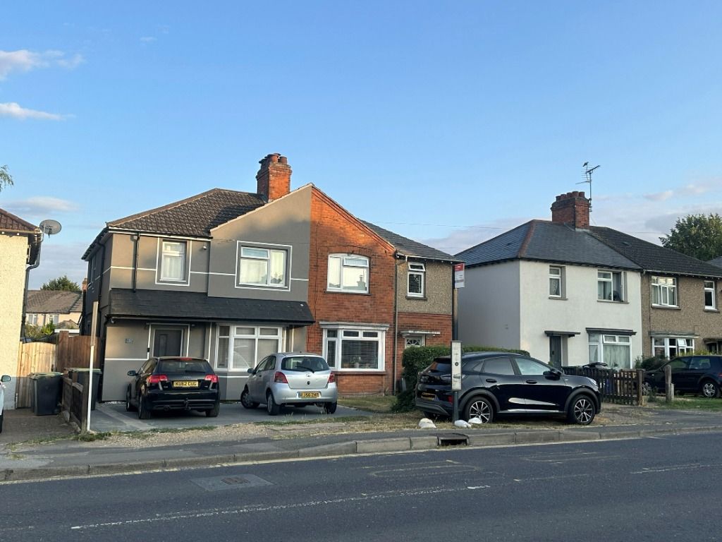 Property photo 1 of 53