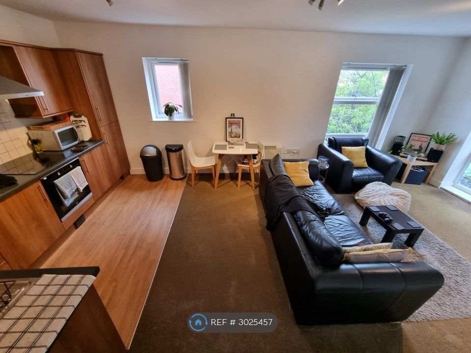 Property photo 1 of 11 Lounge And Kitchen