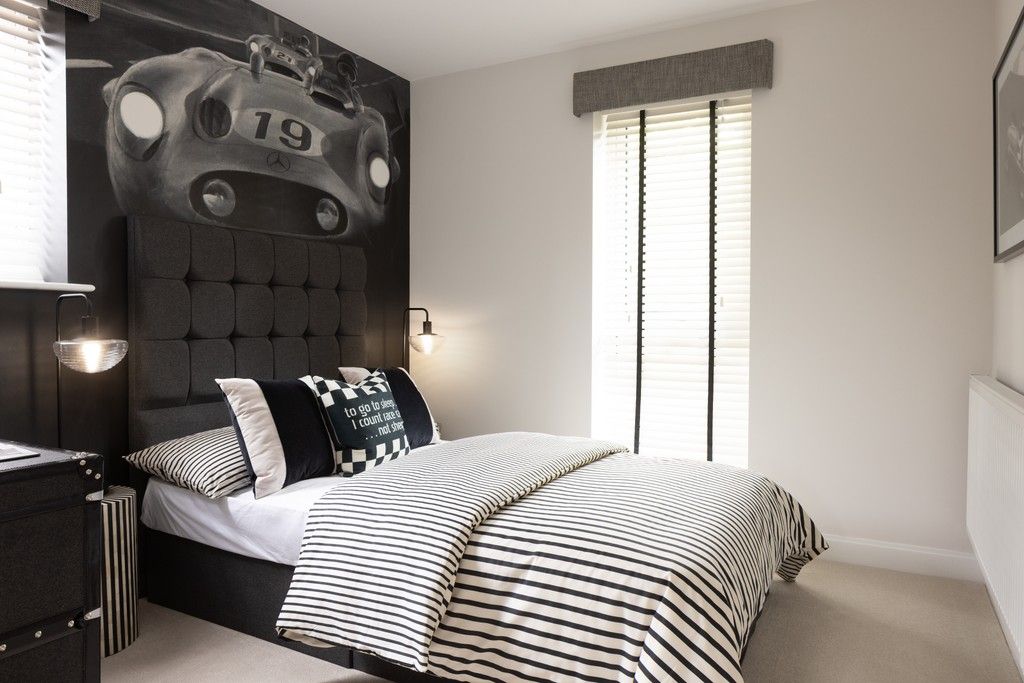 Additional image 9 of 3 bed detached house for sale"The Pierson" at Concorde Drive, Weybridge KT13