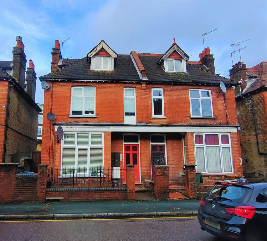 Property photo 1 of 7