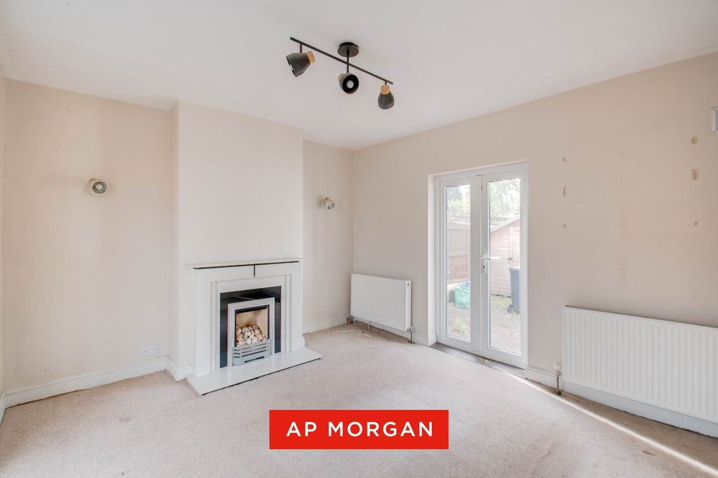 Property photo 2 of 19 Picture No. 13