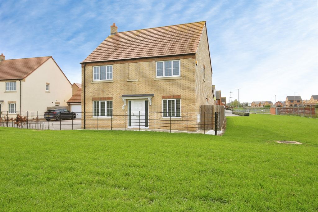 Property photo 1 of 21