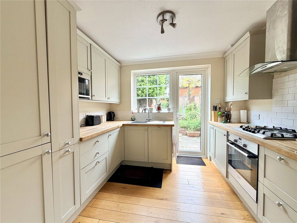 Property photo 2 of 11 Picture No. 02