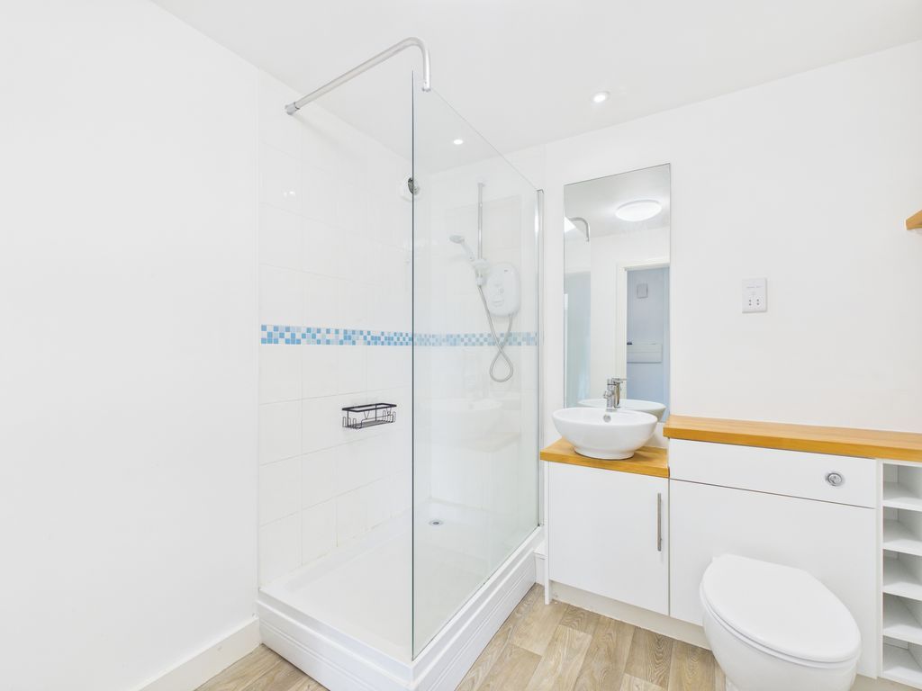 Property photo 3 of 9 Shower Room