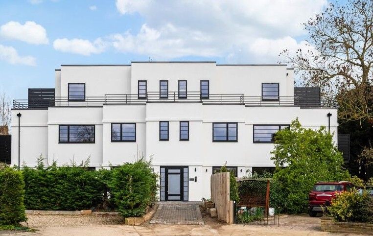 Property photo 1 of 22