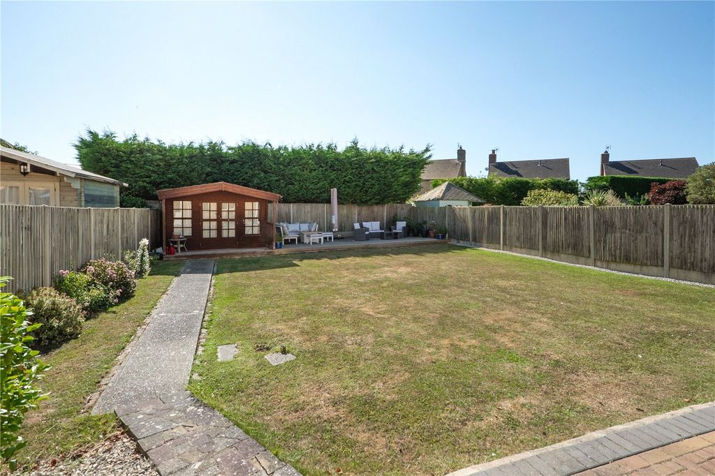 Property photo 2 of 22 Picture No. 19