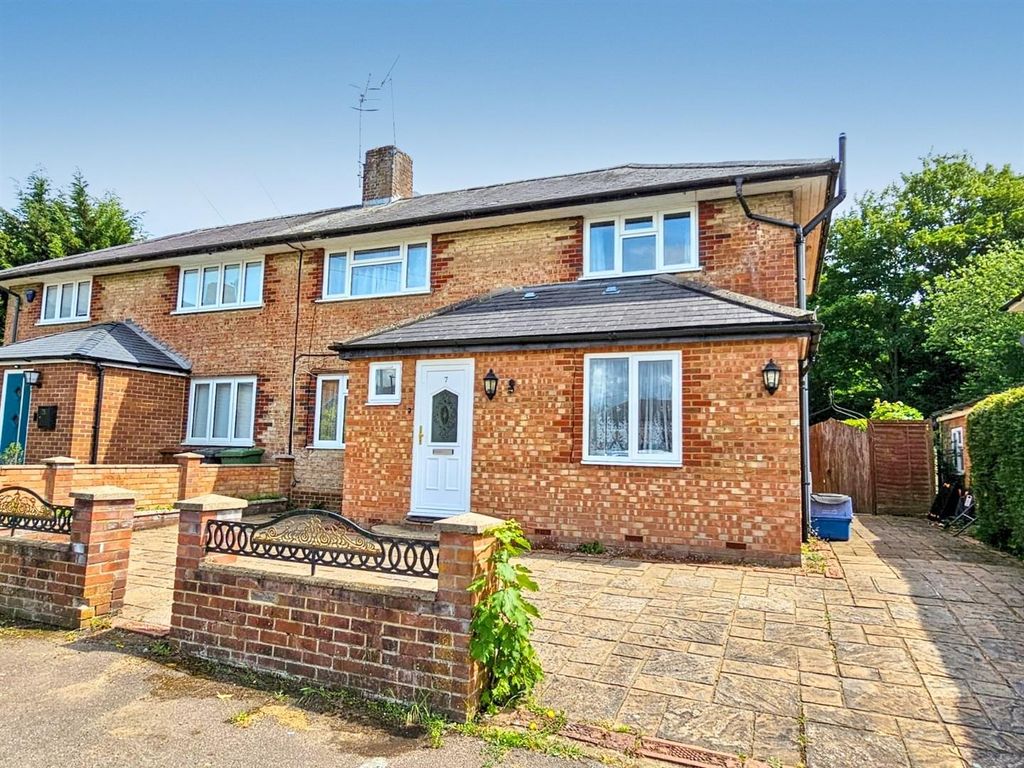 Property photo 1 of 9 External.Jpg