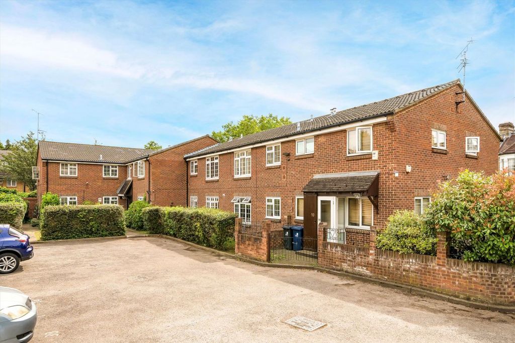 Property photo 1 of 5