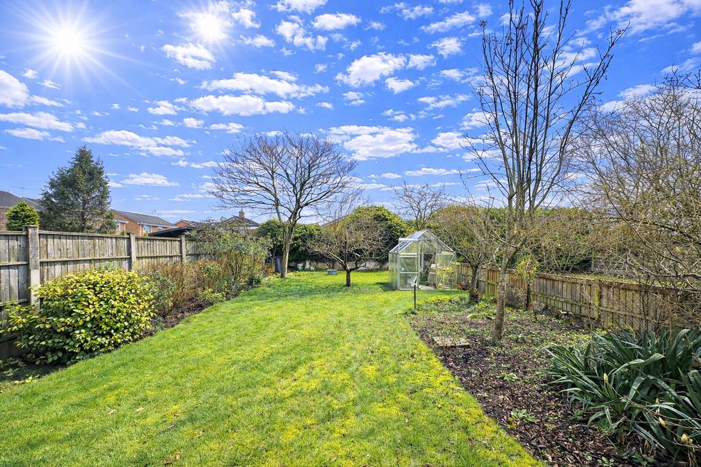 Property photo 2 of 32 Chatgpt Image Mar 12, 2026, 12_48_12 Pm.Png