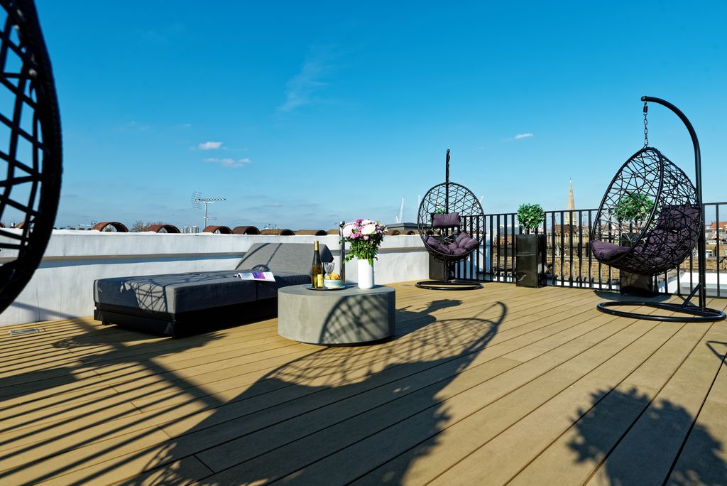 Property photo 2 of 6 Communal Terrace 