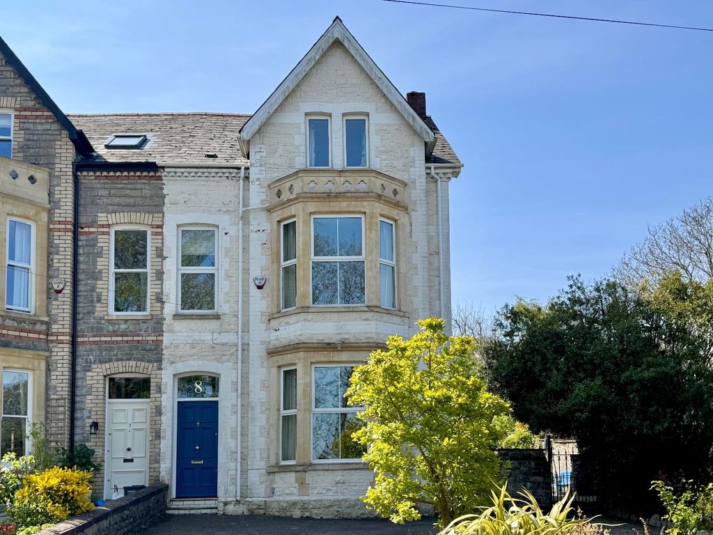 Property photo 1 of 31 Front