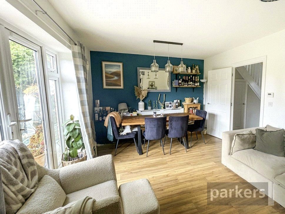 Property photo 3 of 20 Living/Dining