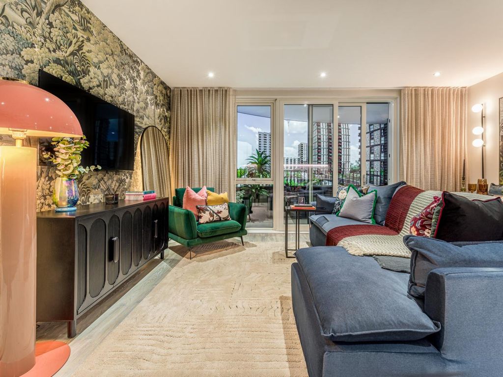 Property photo 3 of 10 The Liberty, Number 556