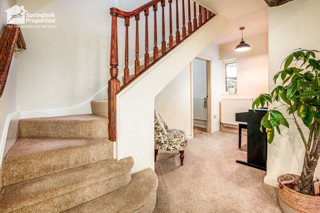 Property photo 2 of 18 Image 1