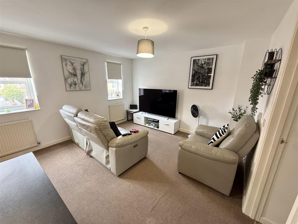 Property photo 3 of 7 Img_8964.Jpeg