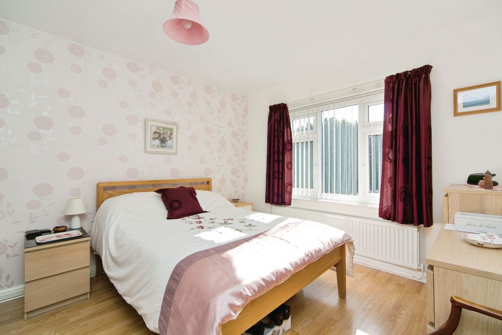 Property photo 2 of 17 Photography