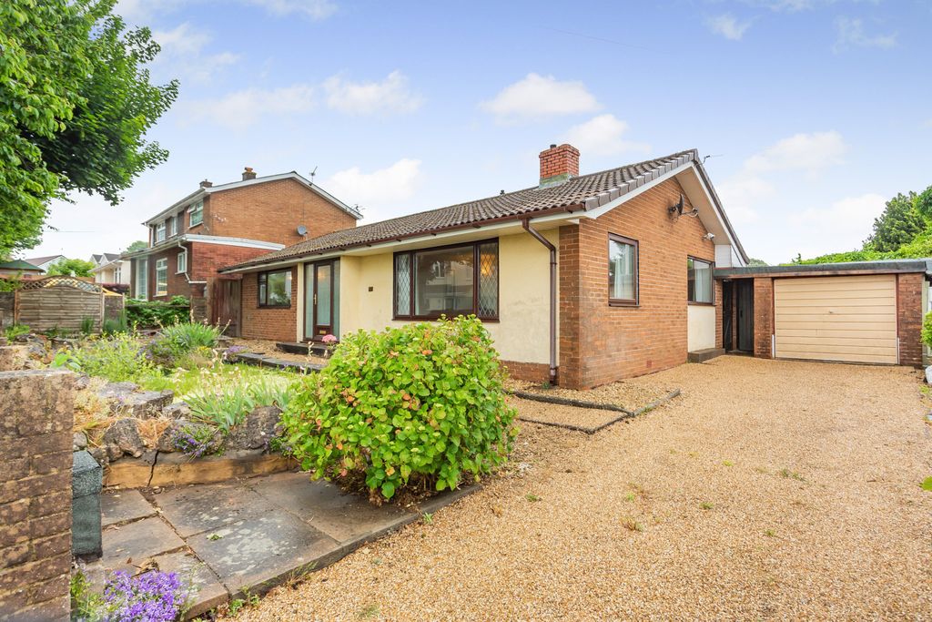 Property photo 1 of 22