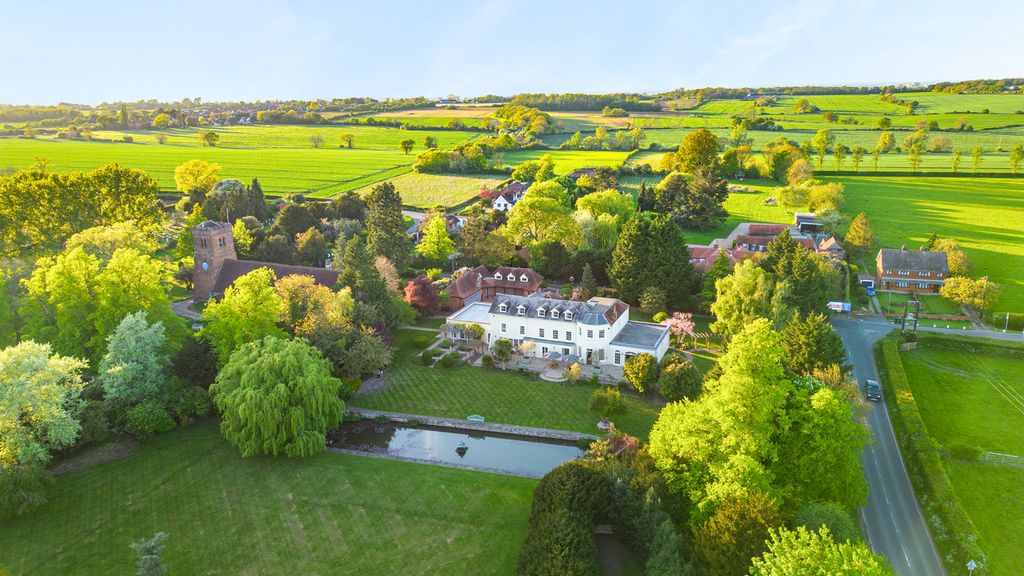 Property photo 1 of 49