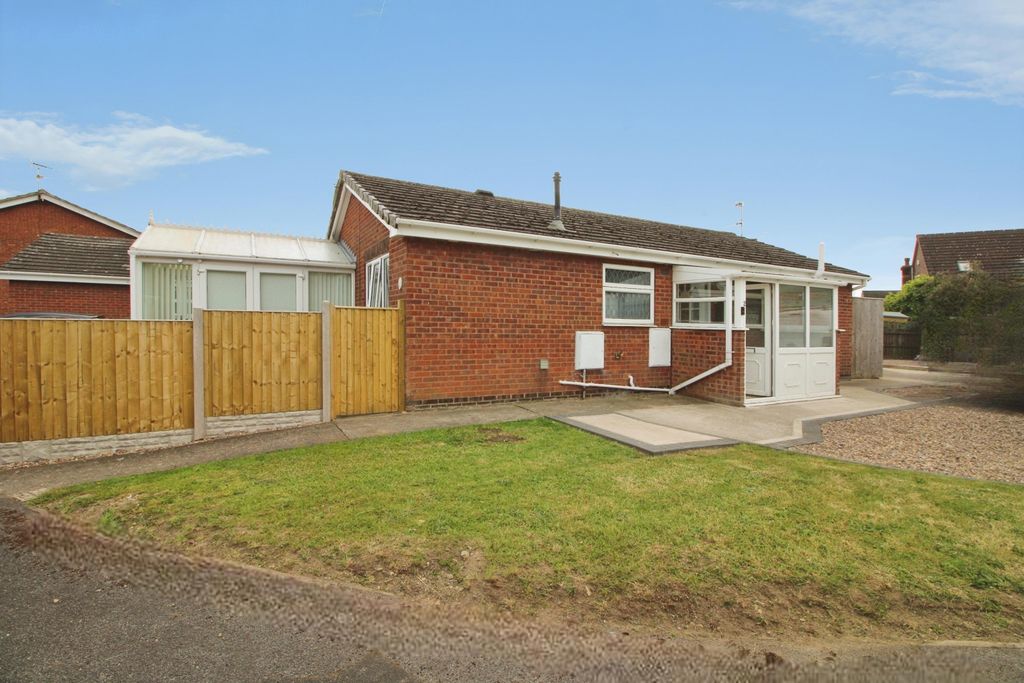 Property photo 1 of 18 Front