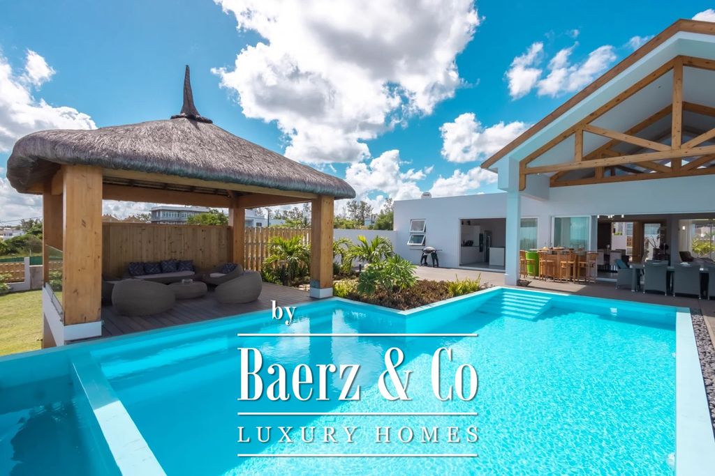 Property photo 2 of 19