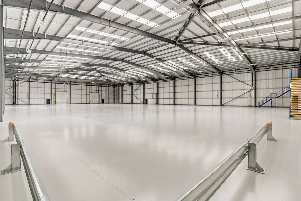 Property photo 3 of 41 8661829-Interior10-800