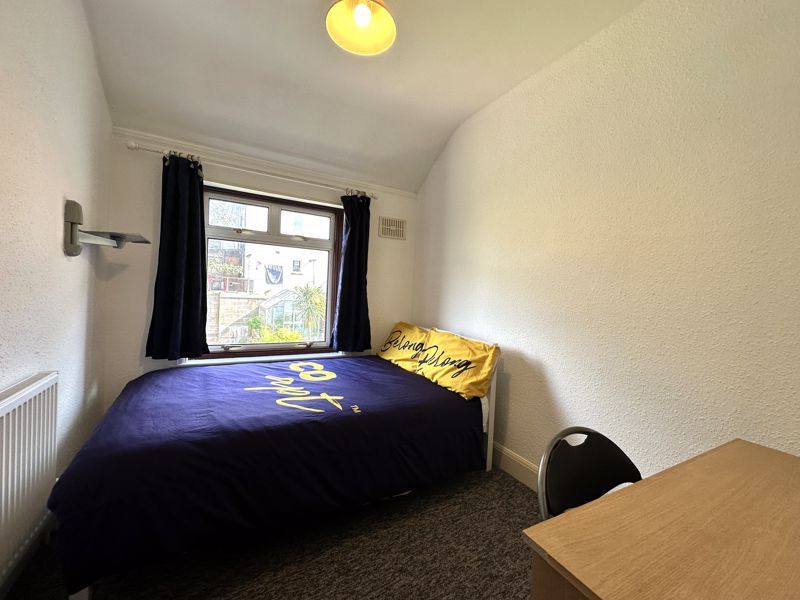 Property photo 2 of 8 Photo 12