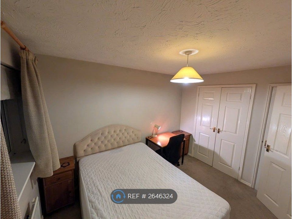 Property photo 1 of 5 Double Bed With Side Table (X2) Chest Of Drawers