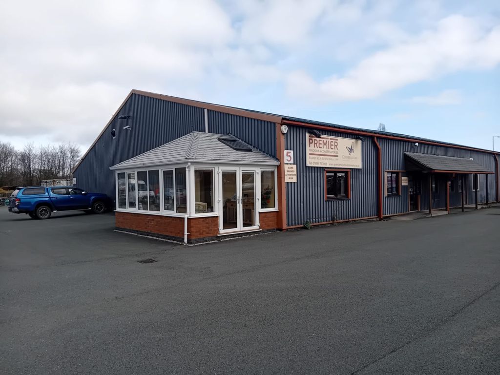 Property photo 3 of 5