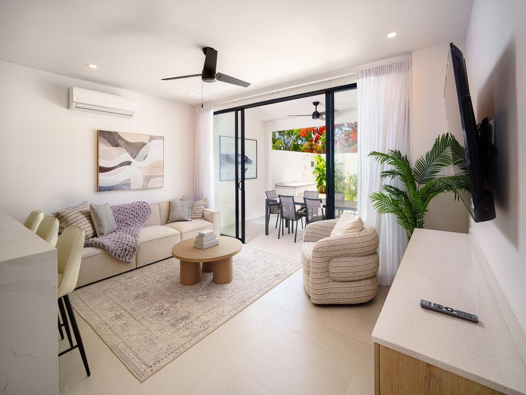 Property photo 2 of 14 Image