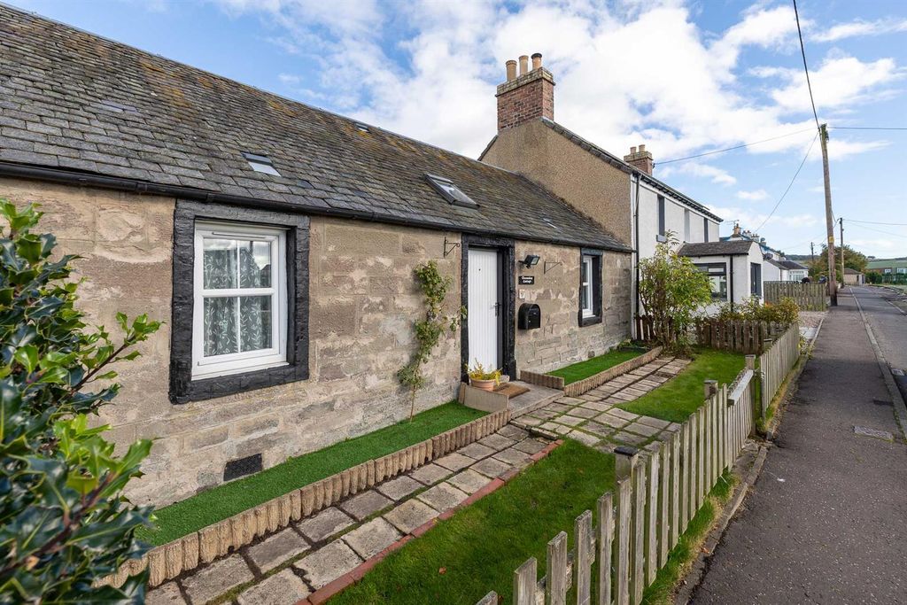 Property photo 1 of 16 Clarendon Terrace Balbeggie-4.Jpg