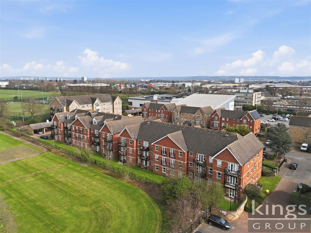 Property photo 2 of 19