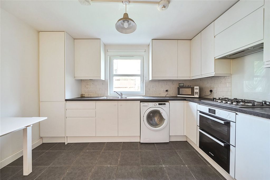 Property photo 3 of 16 Picture No. 05