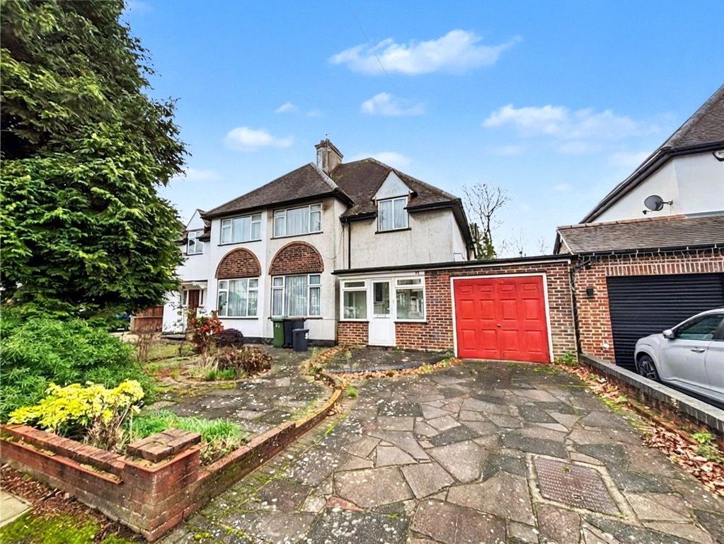 Property photo 1 of 19 Picture No. 09