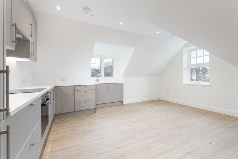 Property photo 1 of 13 Photo 11