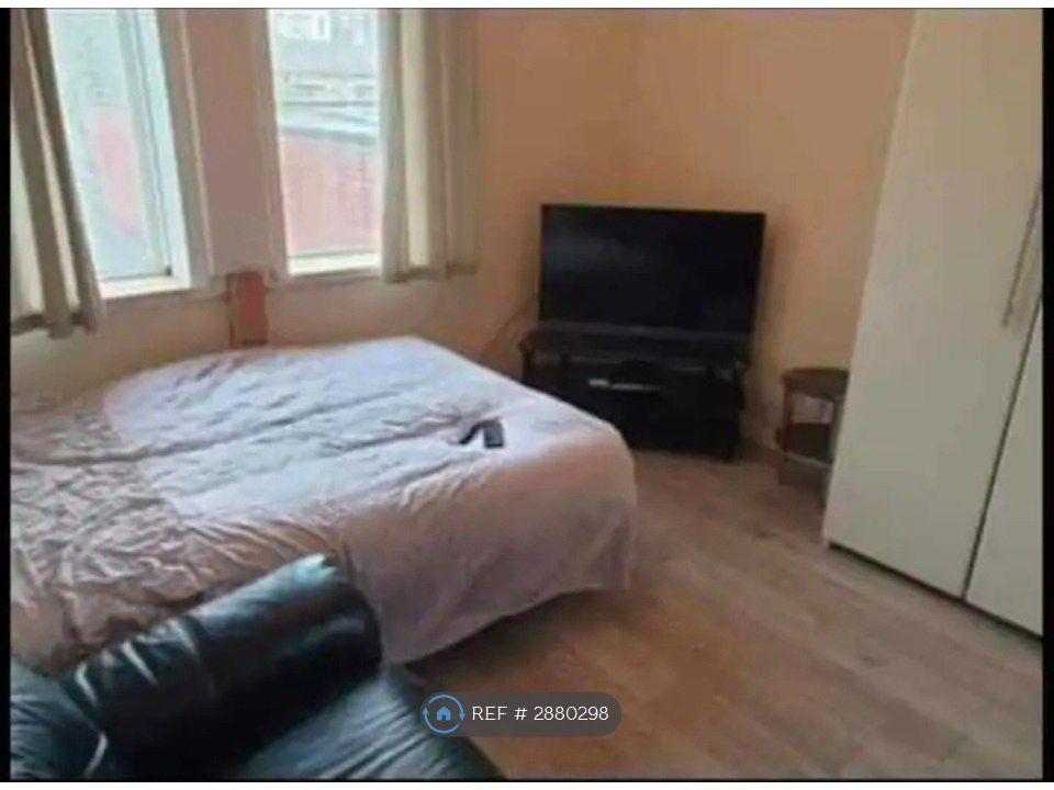Property photo 2 of 2
