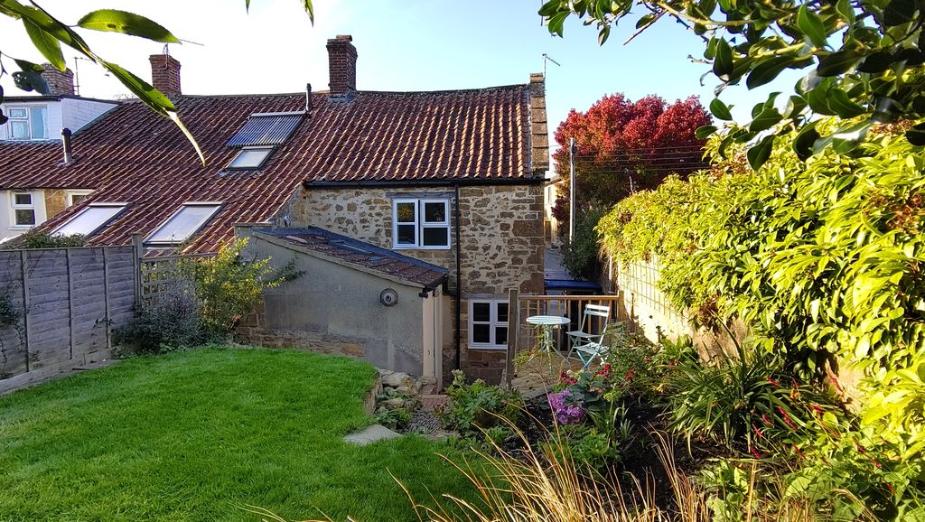 Property photo 1 of 22