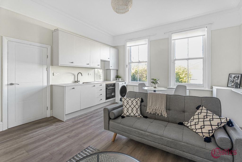 Property photo 3 of 15 Living Room