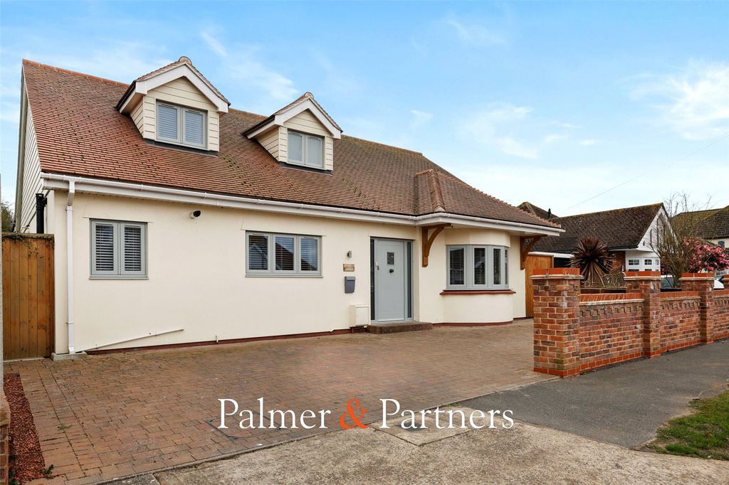 Property photo 1 of 25 Picture No. 04