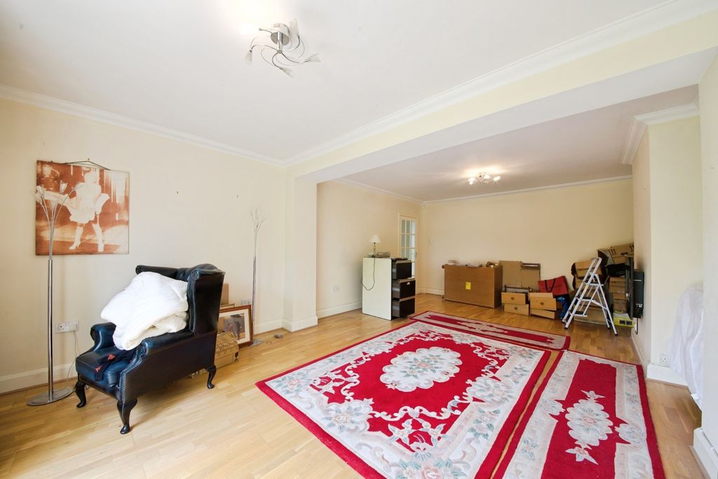 Property photo 3 of 15 Pbox-Img.Jpg
