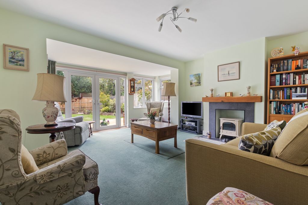 Property photo 3 of 14