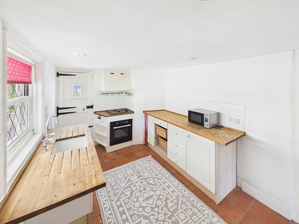 Property photo 3 of 9