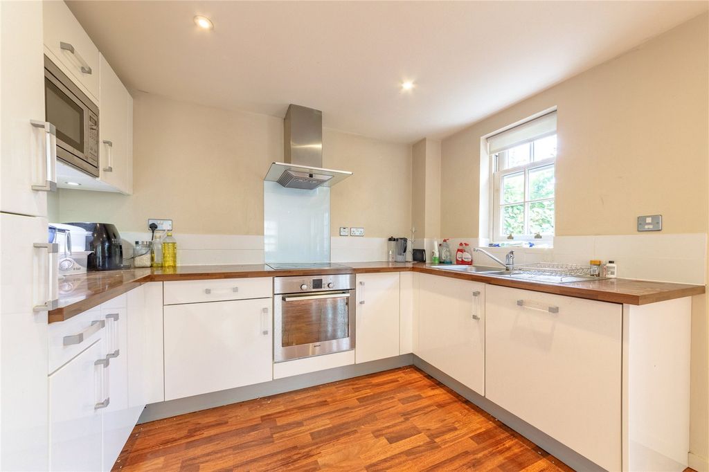 Property photo 2 of 14 Picture No. 09