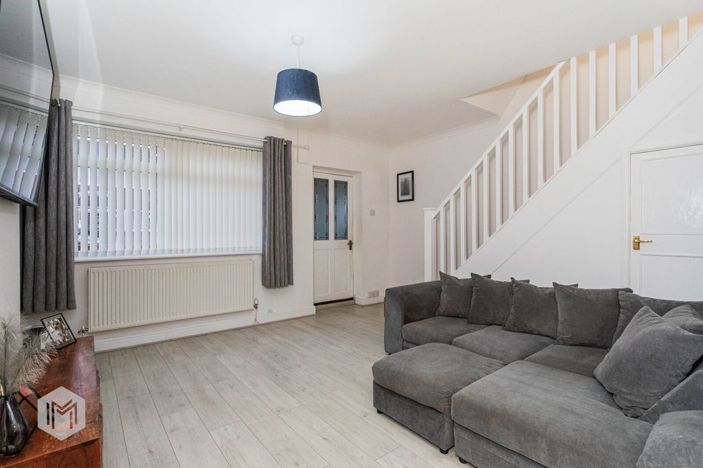 Property photo 3 of 22 Picture No. 08