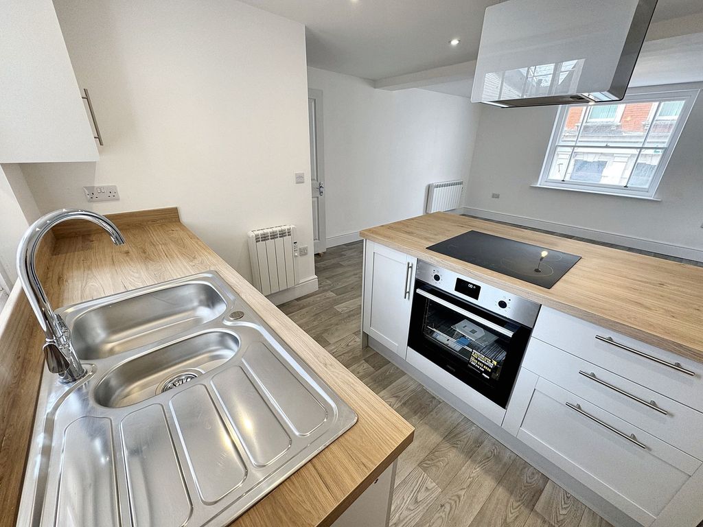 Additional image 7 of 1 bed flat for saleFore Street, Tiverton EX16